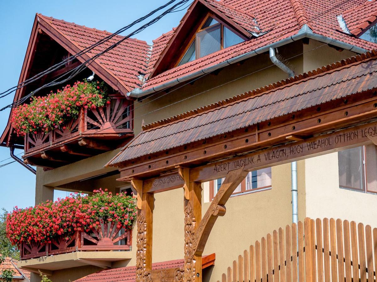 Sepsi Relax Hotel Sfântu-Gheorghe Buitenkant foto