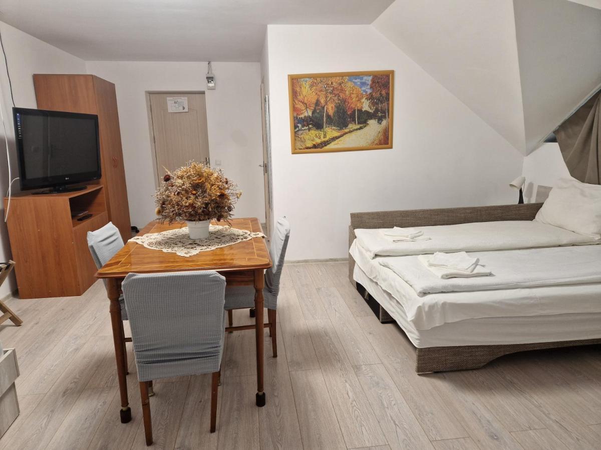 Sepsi Relax Hotel Sfântu-Gheorghe Buitenkant foto
