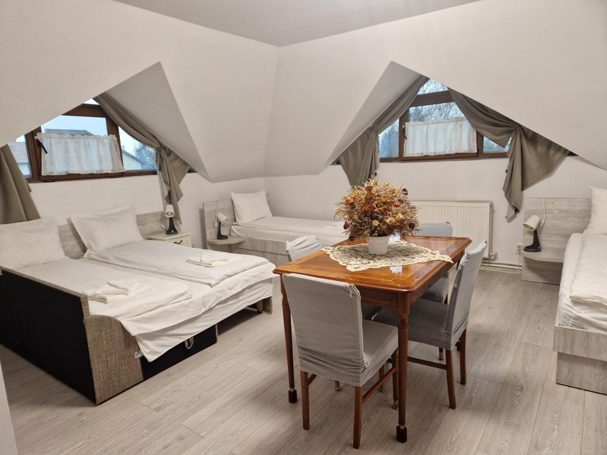 Sepsi Relax Hotel Sfântu-Gheorghe Buitenkant foto