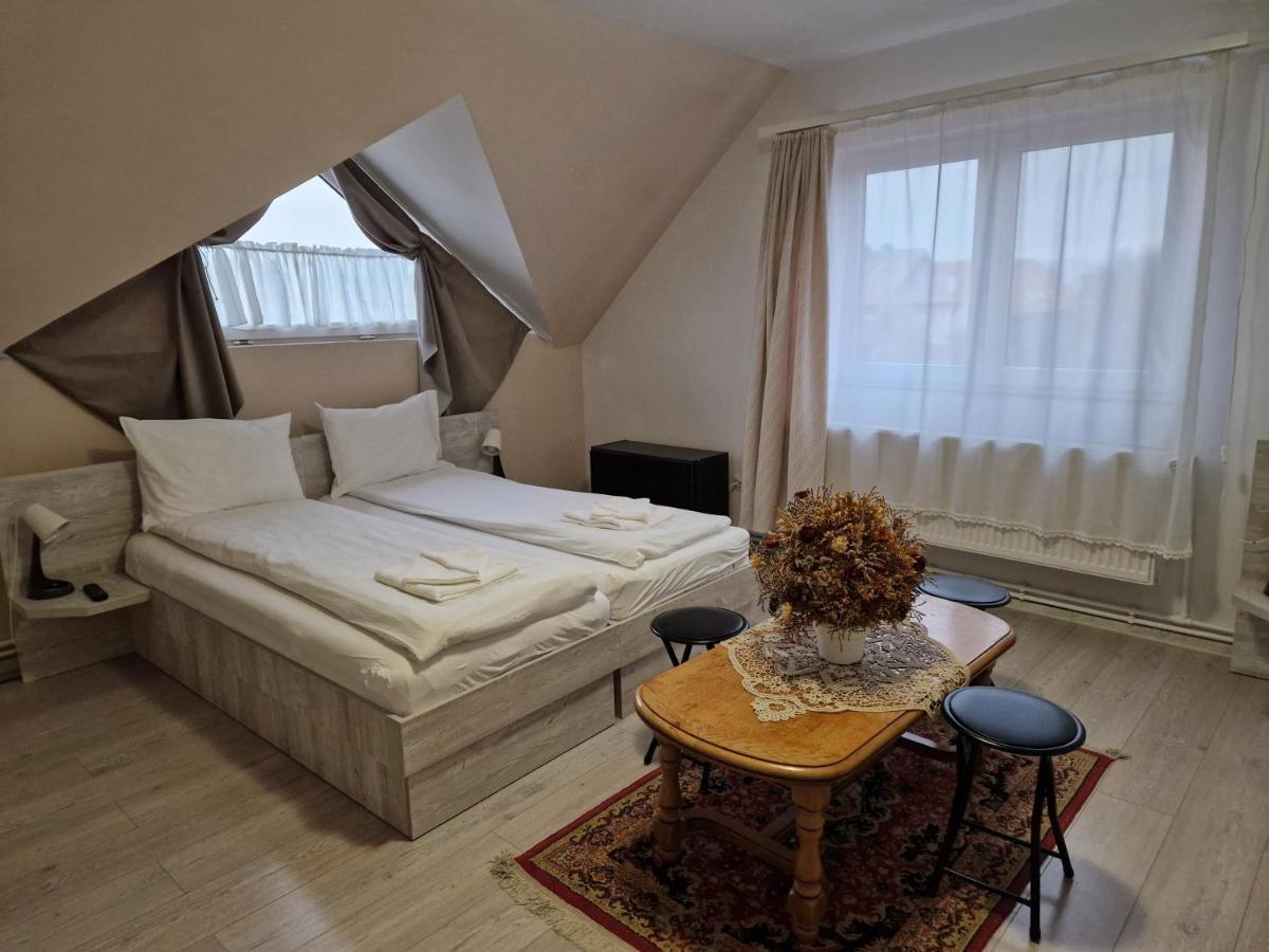 Sepsi Relax Hotel Sfântu-Gheorghe Buitenkant foto
