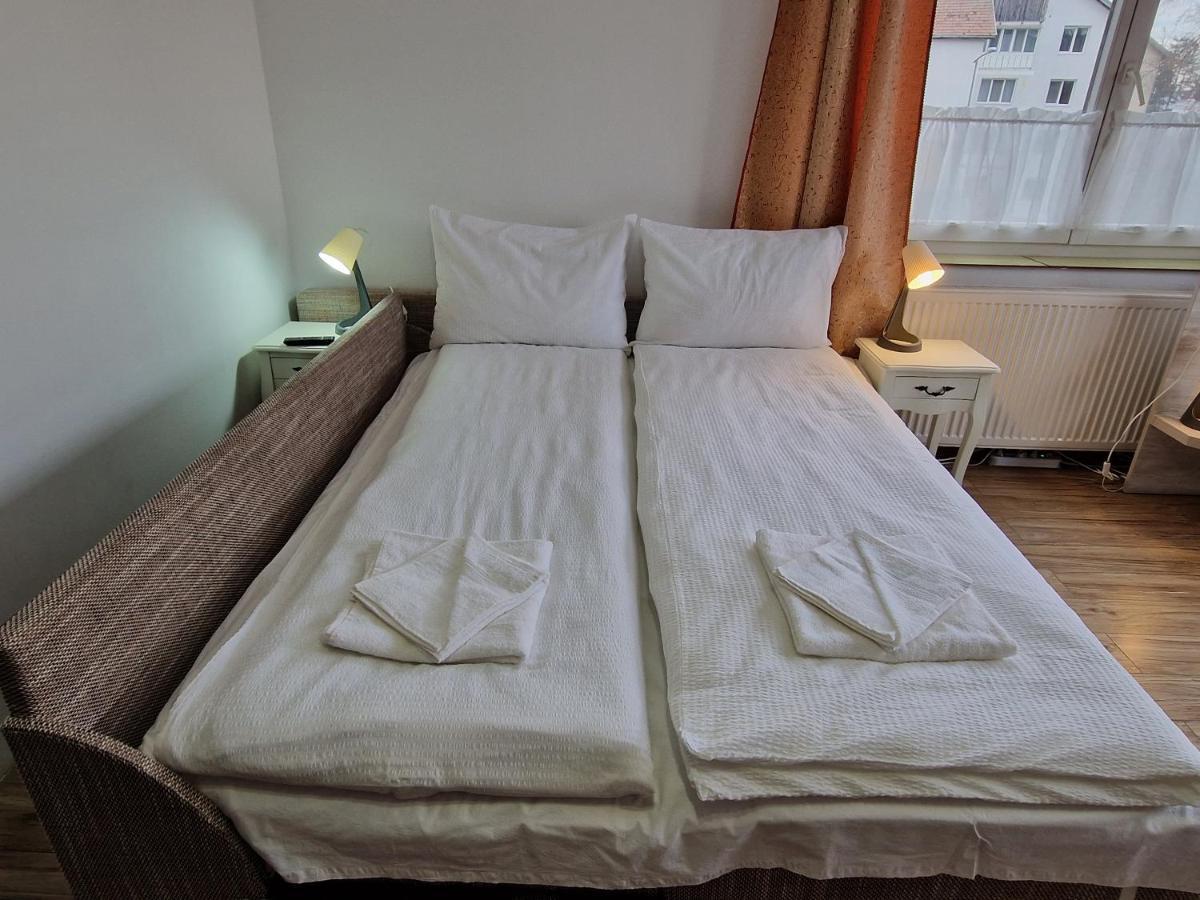 Sepsi Relax Hotel Sfântu-Gheorghe Buitenkant foto