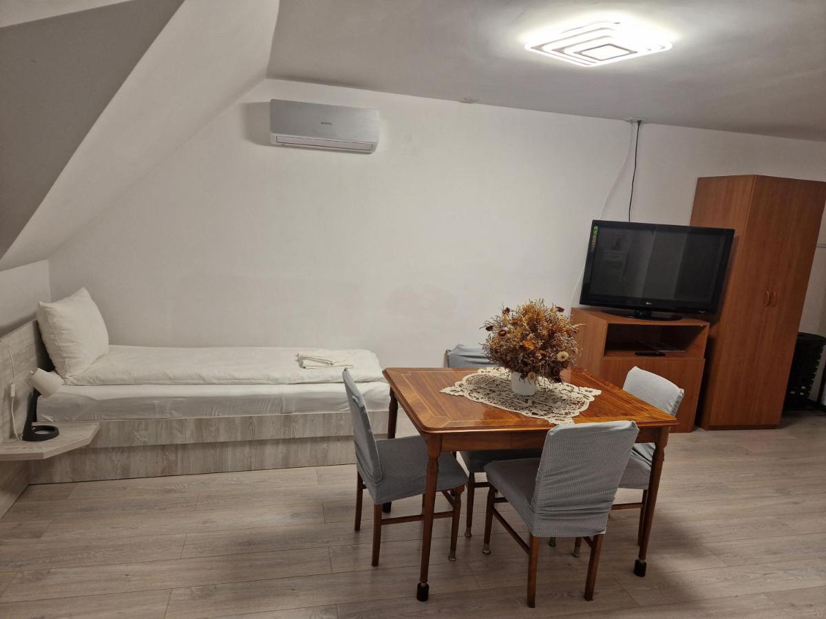 Sepsi Relax Hotel Sfântu-Gheorghe Buitenkant foto