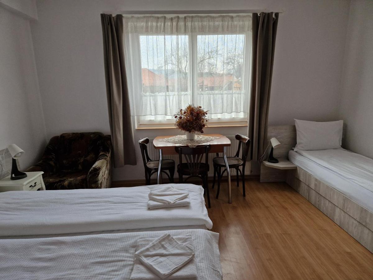Sepsi Relax Hotel Sfântu-Gheorghe Buitenkant foto