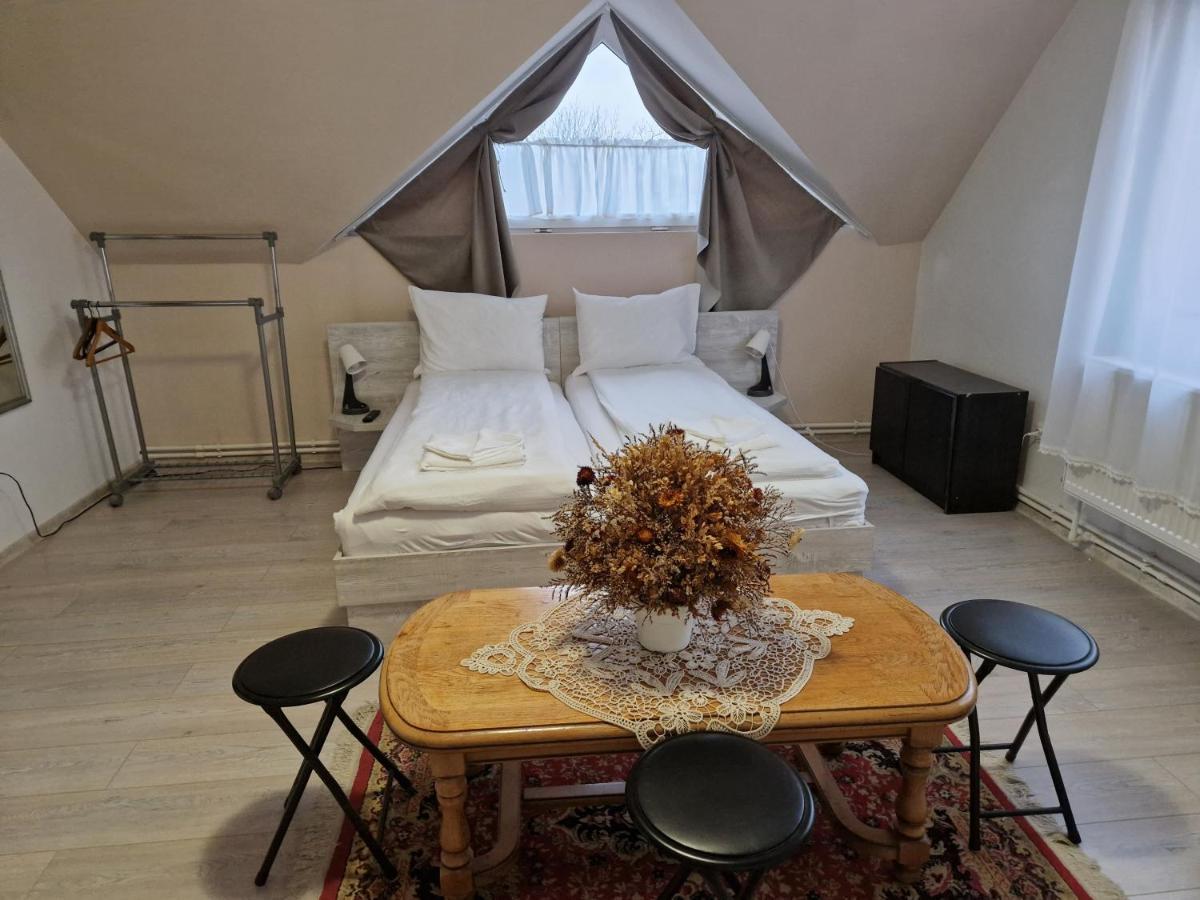 Sepsi Relax Hotel Sfântu-Gheorghe Buitenkant foto