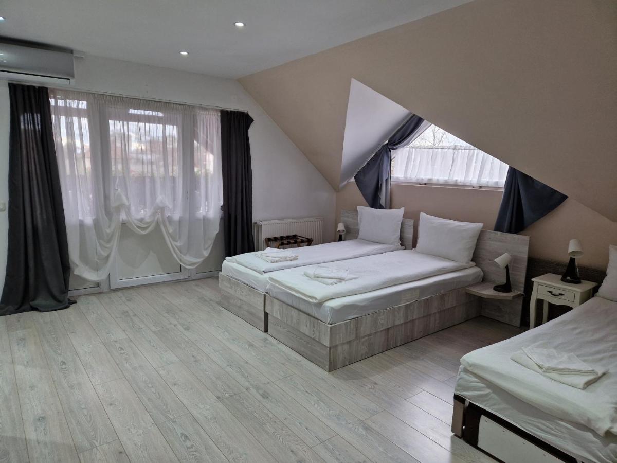 Sepsi Relax Hotel Sfântu-Gheorghe Buitenkant foto